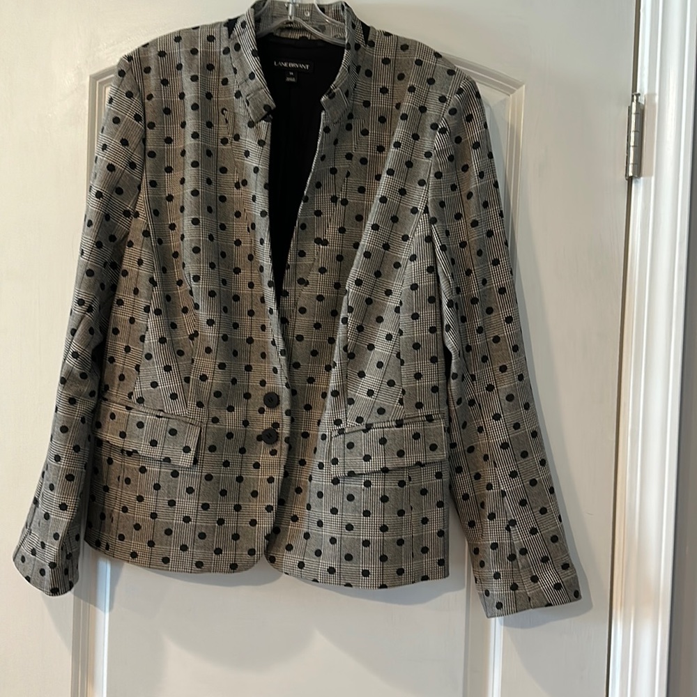 Plaid with black polka dots Weird but cute design. Front pockets not unsealed.